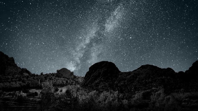 家里想搞一个服务器，怎么才不违规？